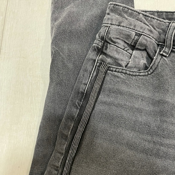 WOMENS GRAY DENIM ZARA JEANS SIZE 00 in EUC - Picture 4 of 9